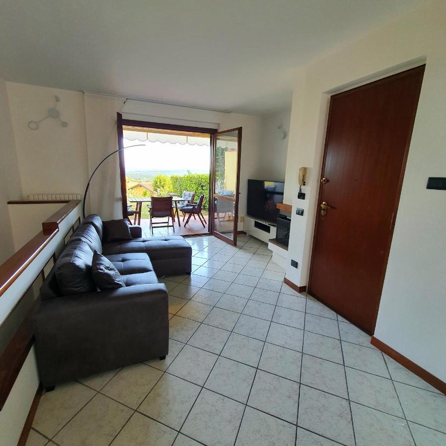 Appartamento Stropea Con Giardino Privato E Piscina โซยาโน เดล ลาโก ภายนอก รูปภาพ