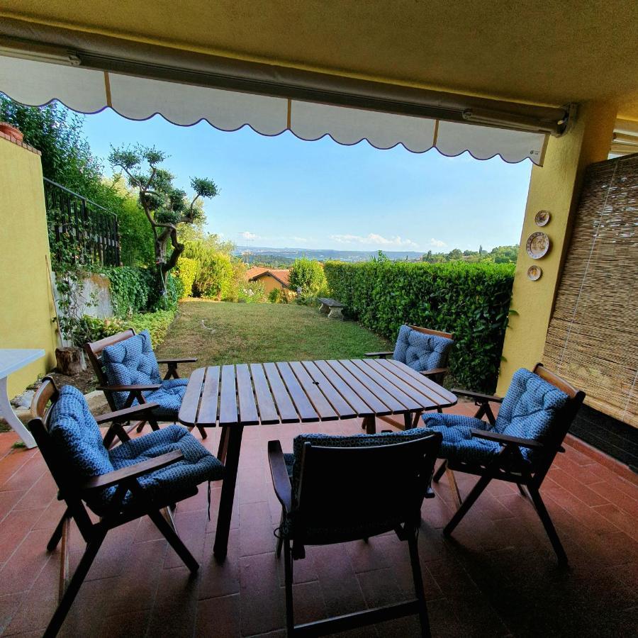 Appartamento Stropea Con Giardino Privato E Piscina โซยาโน เดล ลาโก ภายนอก รูปภาพ